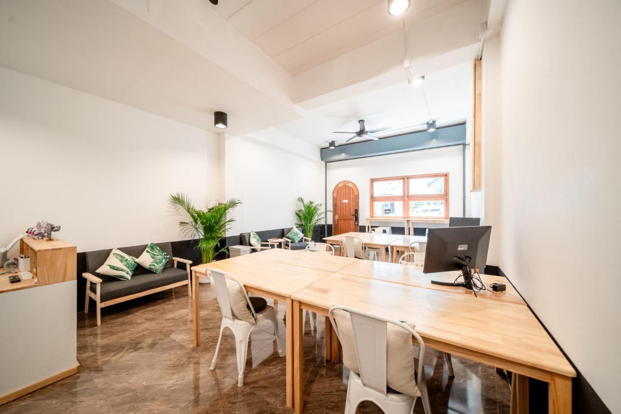 Socialer Coliving & Coworking Space Chiang Mai Bagian luar foto