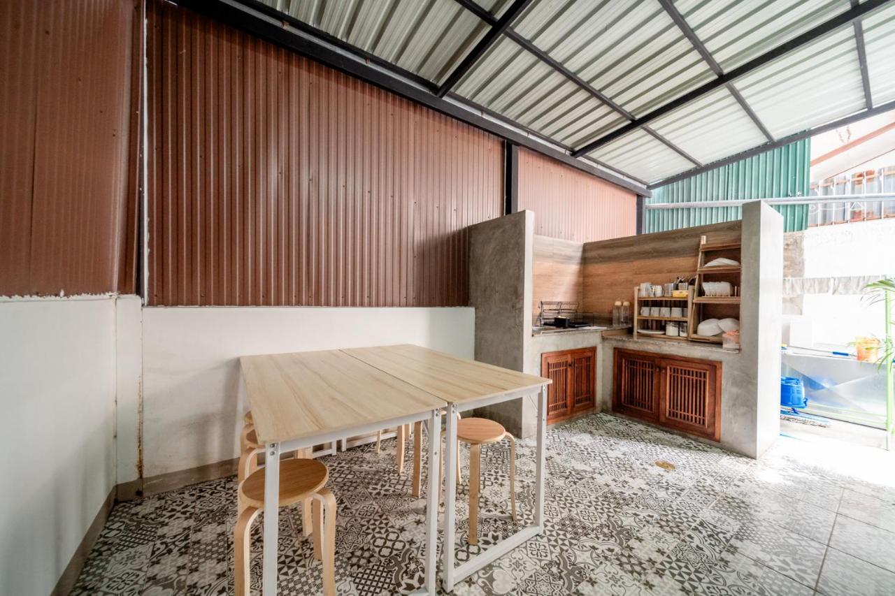 Socialer Coliving & Coworking Space Chiang Mai Bagian luar foto