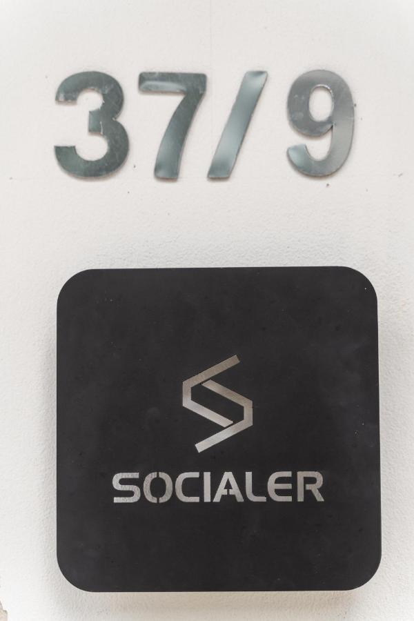 Socialer Coliving & Coworking Space Chiang Mai Bagian luar foto